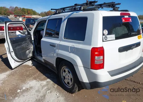 2016 Jeep Patriot Sport z USA, uszkodzony, nr VIN 1C4NJPBA8GD711711